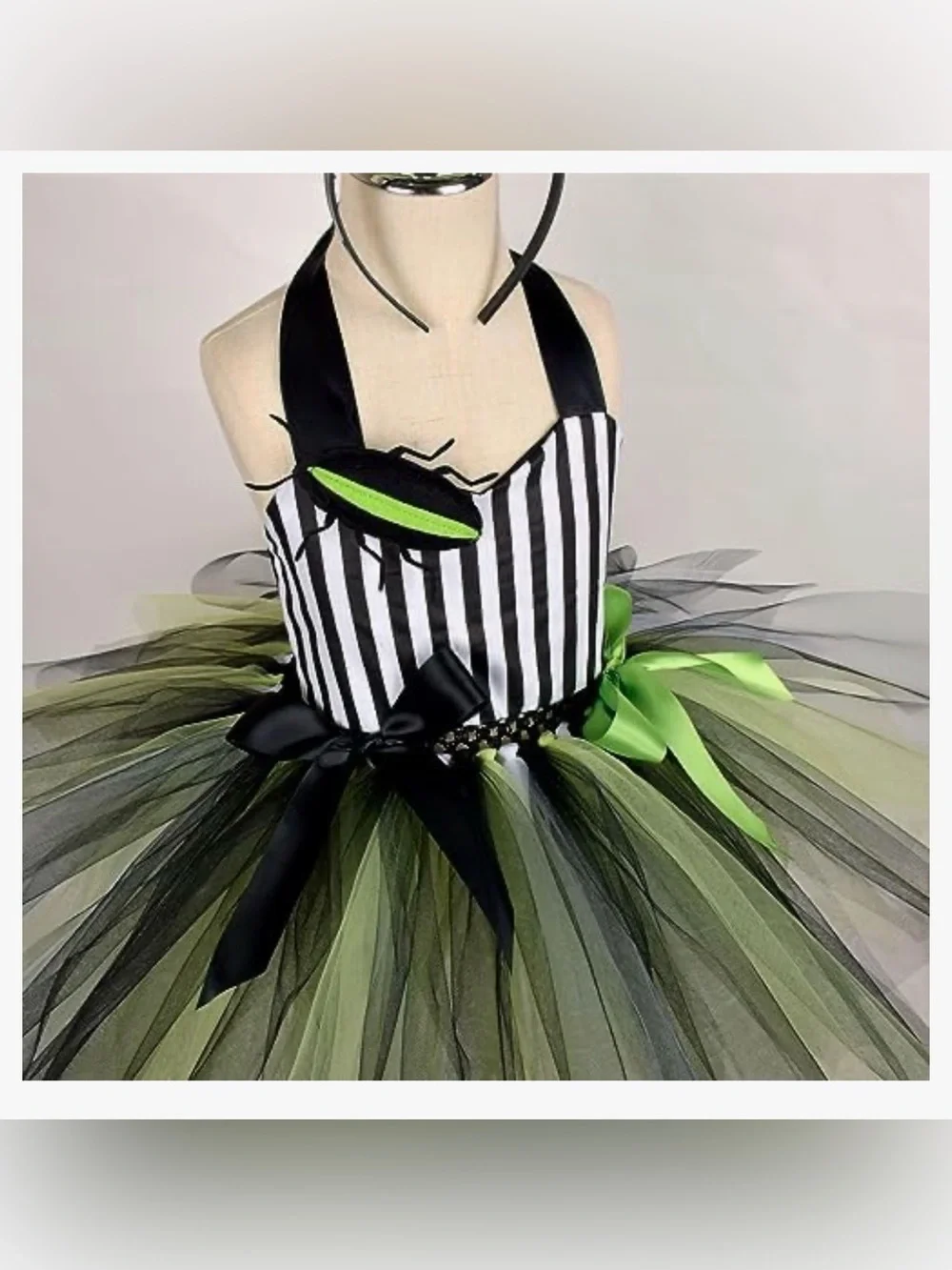 None playful green
